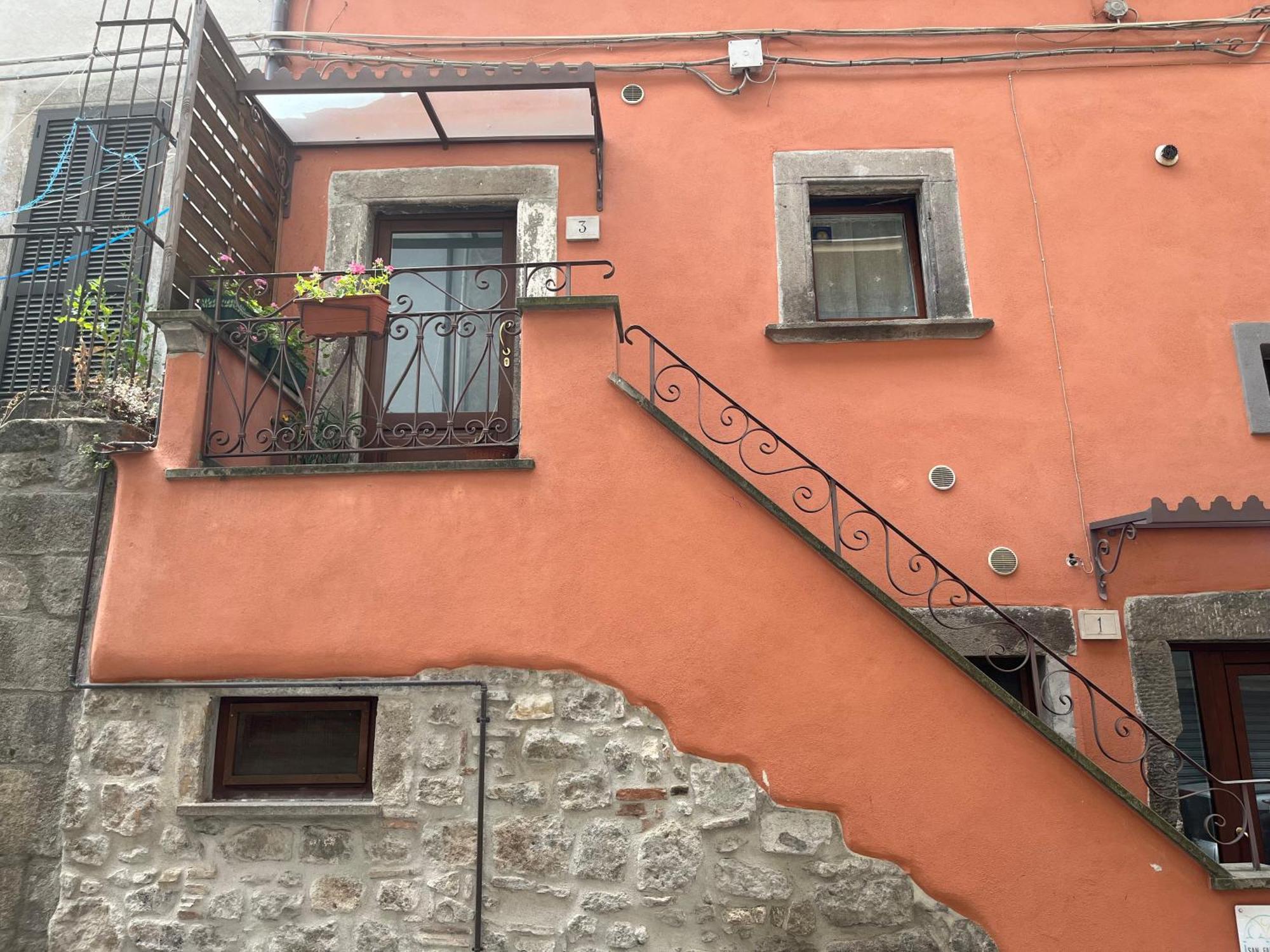 Domus Tuscia Apartments San Faustino Guesthouse Viterbo Eksteriør bilde